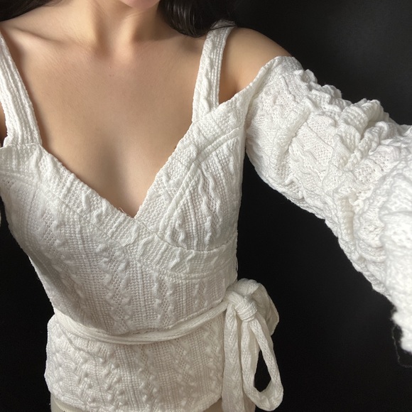 Fashion Nova sweater😌 - Picture 4 of 4